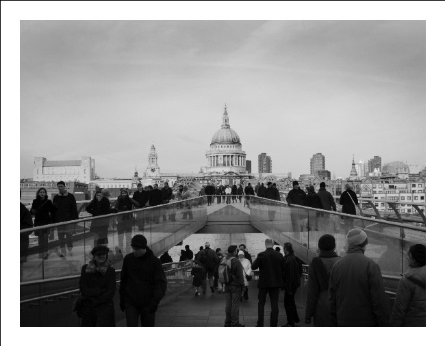 Millennium Bridge Photo